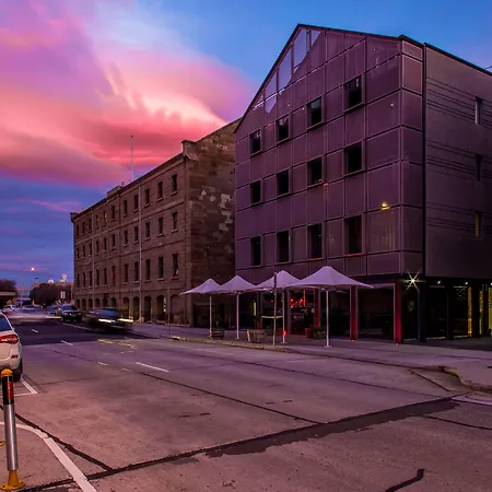 Salamanca Wharf Hotel-3